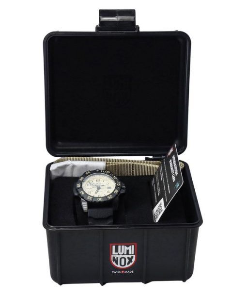 Luminox Navy SEAL Foundation 고무 스트랩 베이지 다이얼 스위스 쿼츠 밀리터리 다이버 XS.3251.CBNSF.SET 200M 스트랩이 있는 남성용 시계