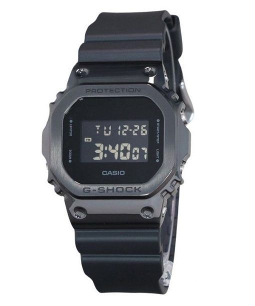 Casio G-Shock 디지털 메탈 베젤 레진 스트랩 쿼츠 GM-5600UB-1 200M 남성용 시계