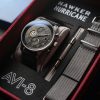 AVI-8 Hawker Hurricane Classic 크로노그래프 카본 파이버 블랙 다이얼 쿼츠 AV-4011-0W 남성용 시계(추가 스트랩 포함)