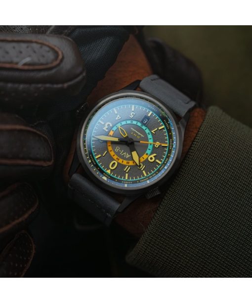 AVI-8 Flyboy Wingman Worldtimer GMT Tropical Grey 다이얼 자동 AV-4120-04 남성용 시계(추가 스트랩 포함)